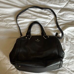 Black leather Kate spade bag. Shoulder strap.